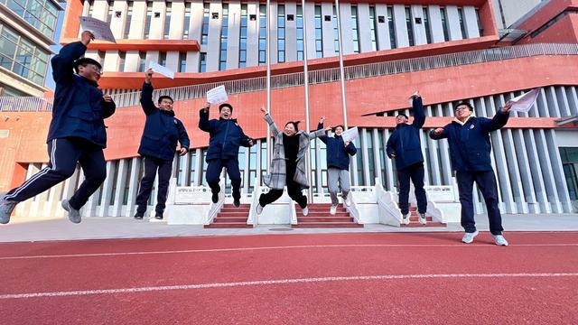 智慧锦囊——专访教师赵一鸣k8凯发国际登录赵老师的(图4)